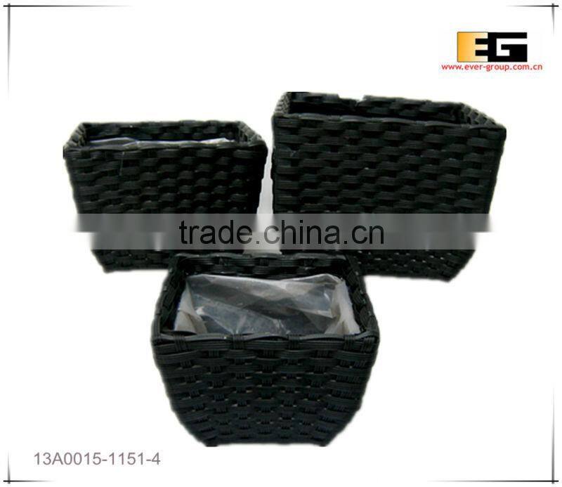 Plastic/PE rattan square with liner flower planter
