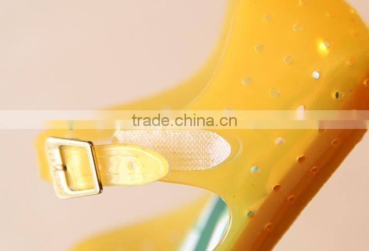 banana design mini melissa for girls, banana mini melissa