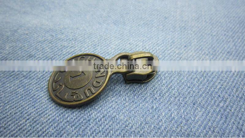 custom shape zipper pull