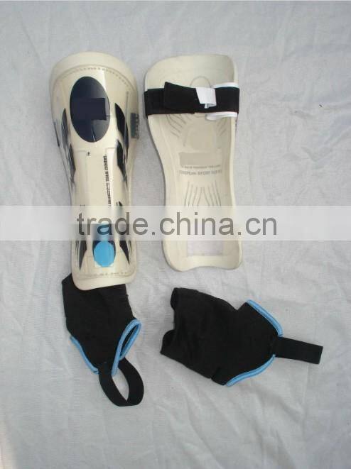 Good Quality Transparent CE Tested Plastic Soccer Shin Guard
