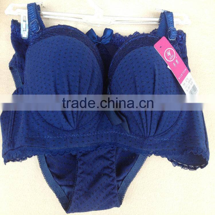 1.88USD 32-36A Cup High Quality Newest Style Hot-Sale Yough Girls Sexy Sexy Fancy Bra Panty Set (gdtz019)