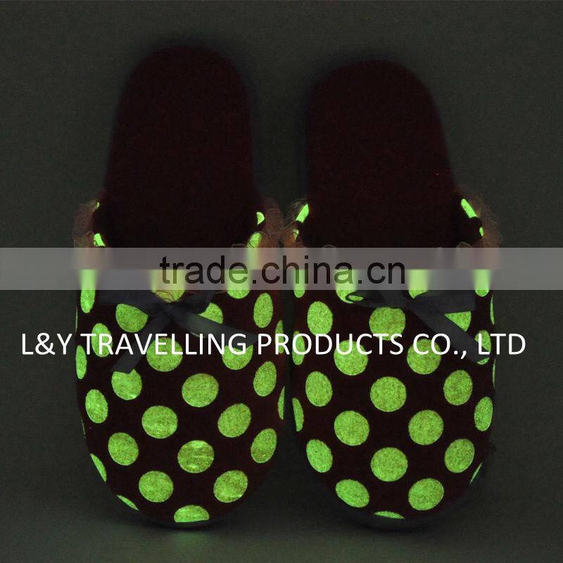 Light at night women indoor slippers,Light at night women bedroom slippers,light slippers