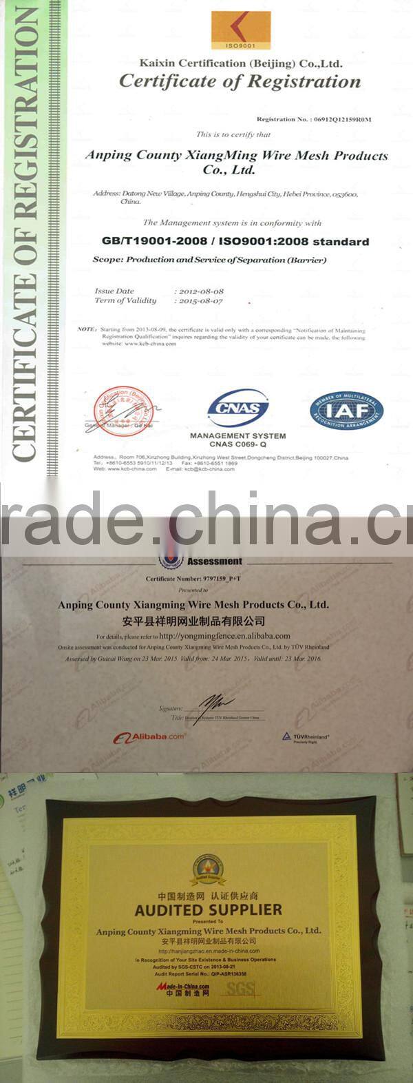 3 bends PVC coated square post fence