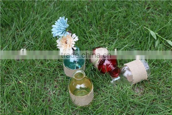 wholesale cheap small round colored glass vase for flower with linen