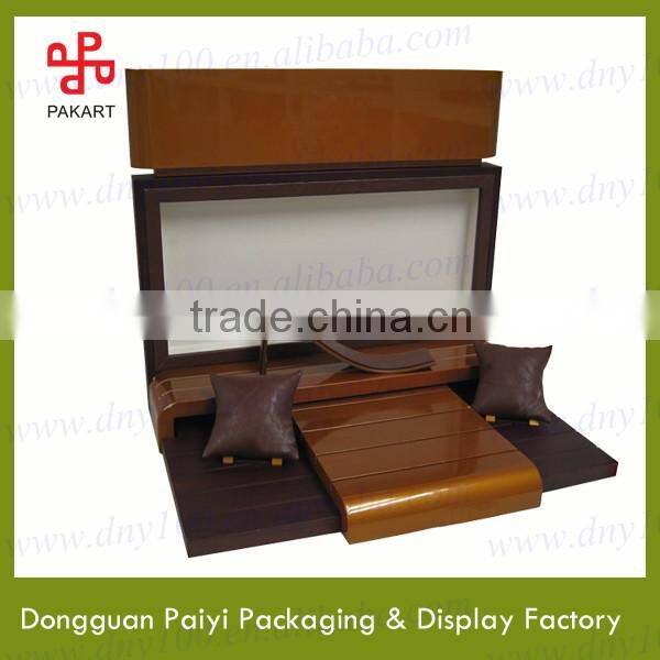 Fashionable counter top wooden watch display racks