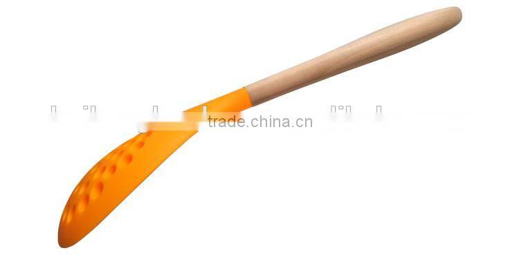 F01-4 2015 hot sale Silicone Kitchen Cooking Skimmer, Silicone Skimmer, Kitchen Skimmer with wooden handle