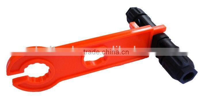 Professional MC4 connector spanner for installing and uninstalling PV MC4 connectors wrench,Plastic Wrench ,Wholesale