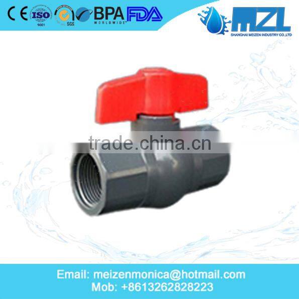 PVC Double Union Ball Valve with Size Dn20 (3/4") for DIN ANSI JIS Cns Standards
