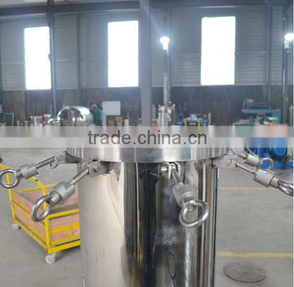 Industrial cartridge filter housing