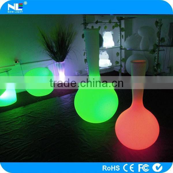 Indoor and outdoor plastic LED glowing decorative flower vase light