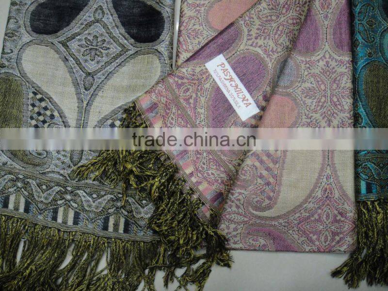 2017 wholesale factory China Yiwu France jacquard classic viscose paisley floral pashmina scarf for ladies