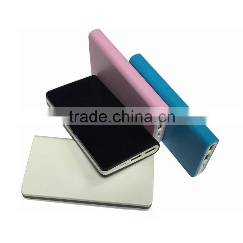 8000mAh portable mobile power bank with double USB outputs