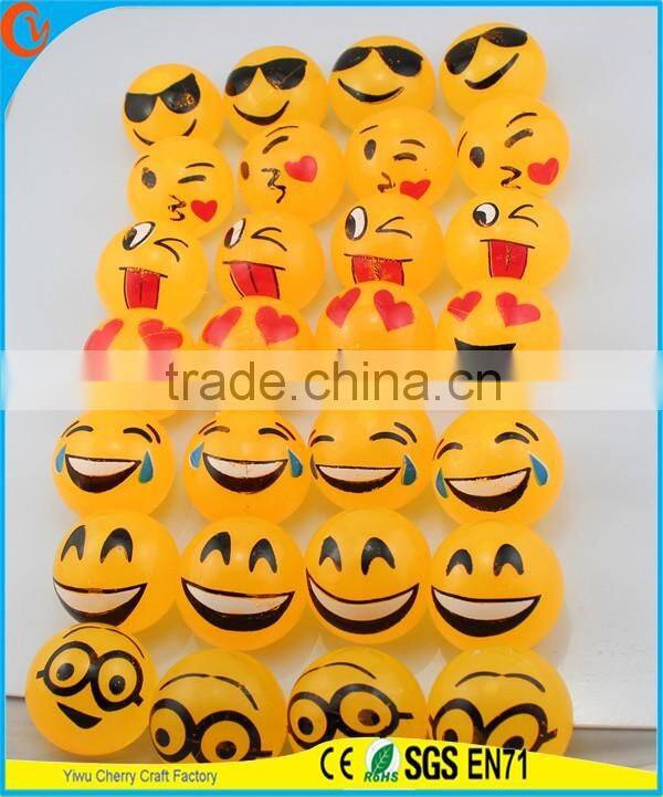 Hot Selling High Quality Novelty Design Emoji with Flying Kiss Face Splat Ball Toy