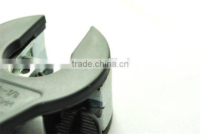 Half automatic PVC copper pipe cutters