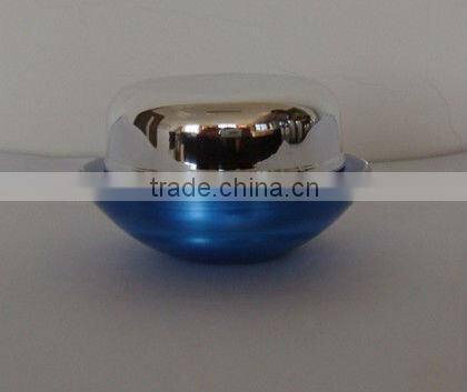 2013 New cosmetic plastic lotion bottle