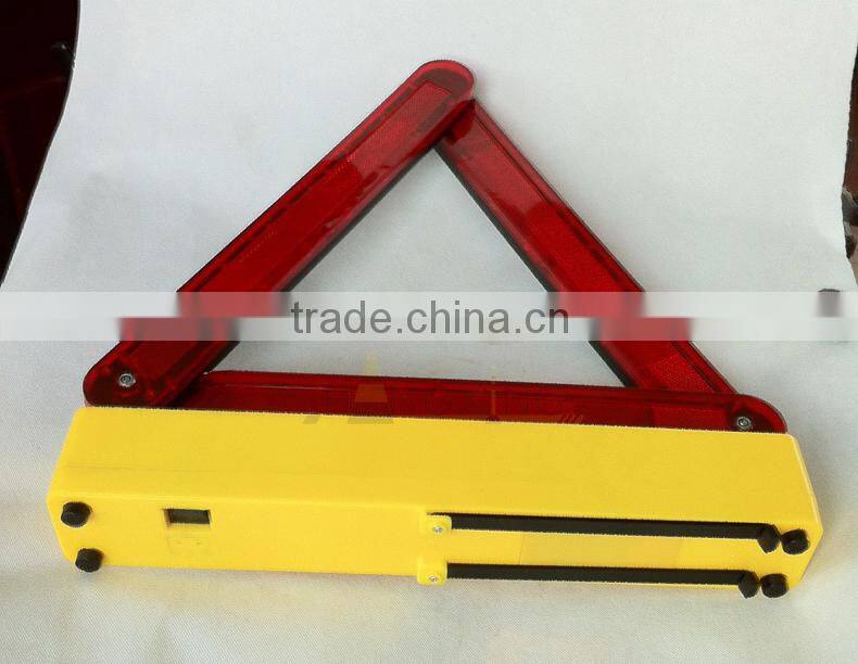 WT05 flashing light warning triangle