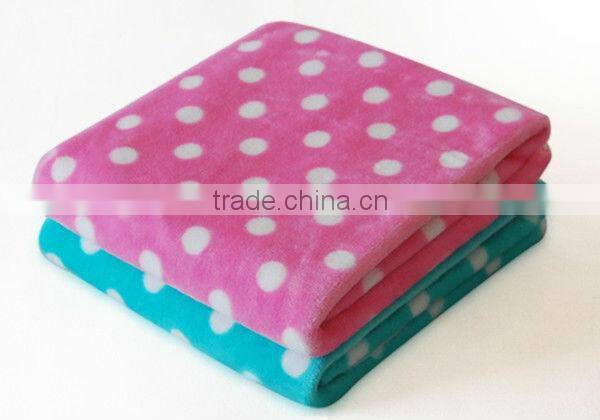 Superior Pet Beds Machine Washable Double Thickness Sherpa Fleece Dog Blanket