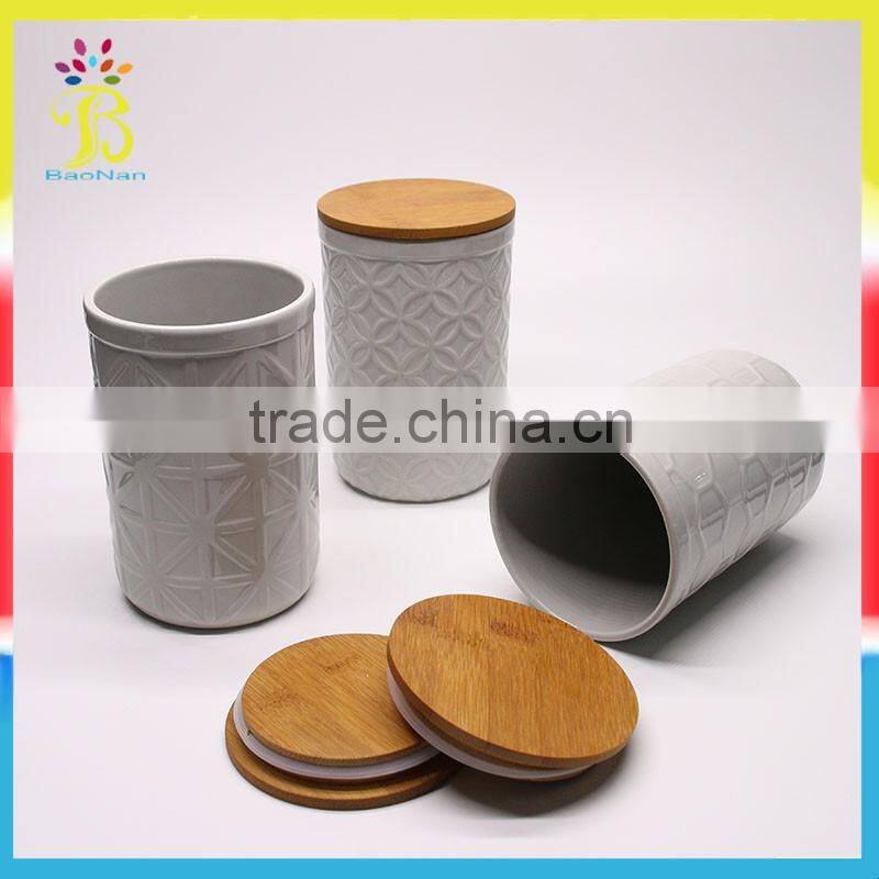 2016 Popular custom design seal ceramic different size spice jar seal with lid
