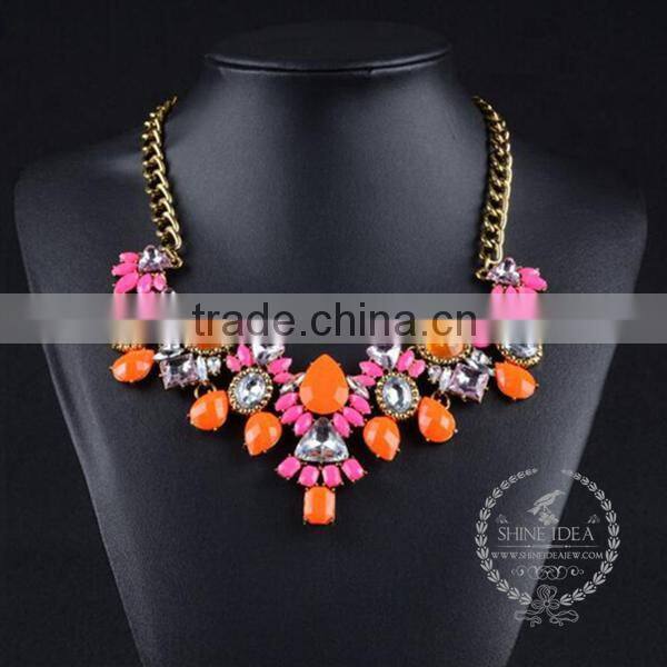 high quality vintage acrylic rhinestone chunky statement necklace tin alloy fashion women pendant necklace 6390087