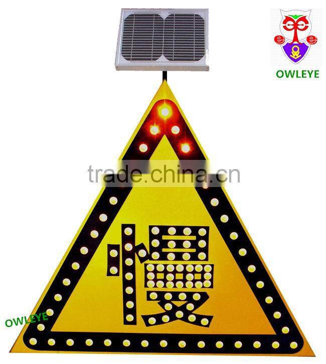 Solar Powered LED Pedestrian Traffic Signs