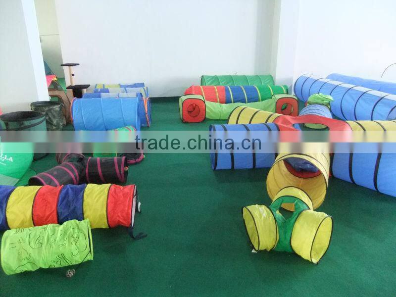 2016hot sellling Arrive T Style Cat Tunnel Pet Toy Wholesale Candy Color Polytser cat tunnel