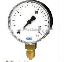 Bourdon tube pressure gauge