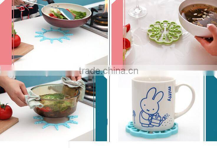 Supply creative fashion Lovely flower shaped insulation pad / cup mat