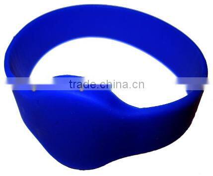 new style customized RFID silicone bracelets