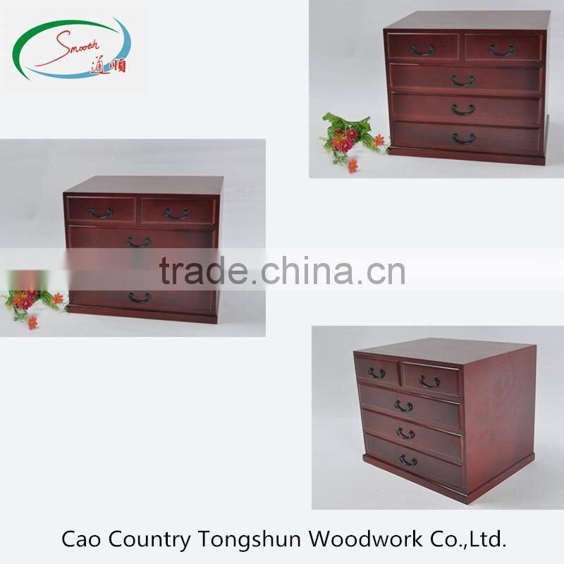 Country style wholesale price white fancy wooden shoes stool