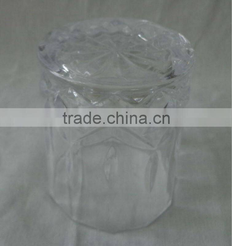 Transparent glass wine cup