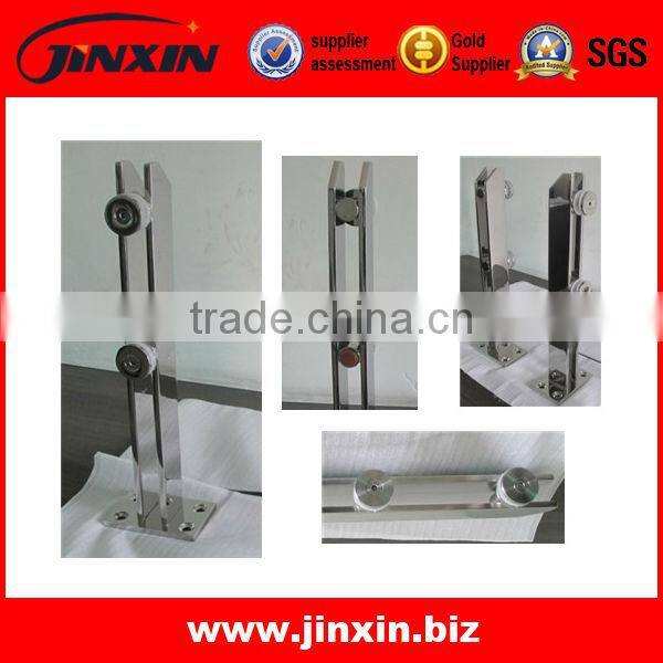 2016 New Design Side Mounted Short Glass Post