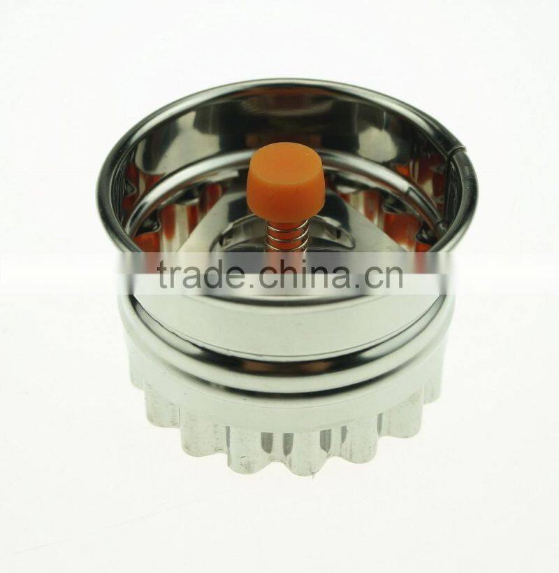 47074 Cake Pan Smile Shape Cookie Cutters Press Mold Biscuit Decorating Tools