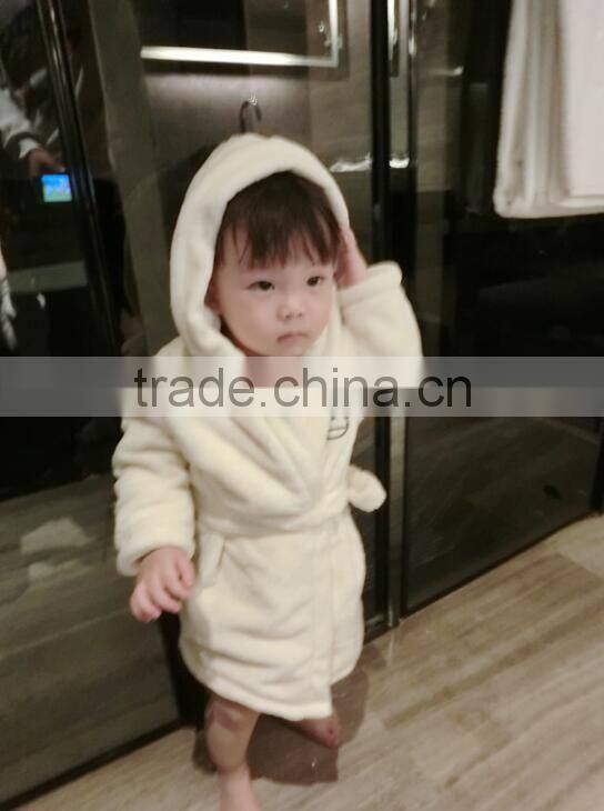Wholesale Comfortable kids Bathrobe baby bathrobe with hood kids