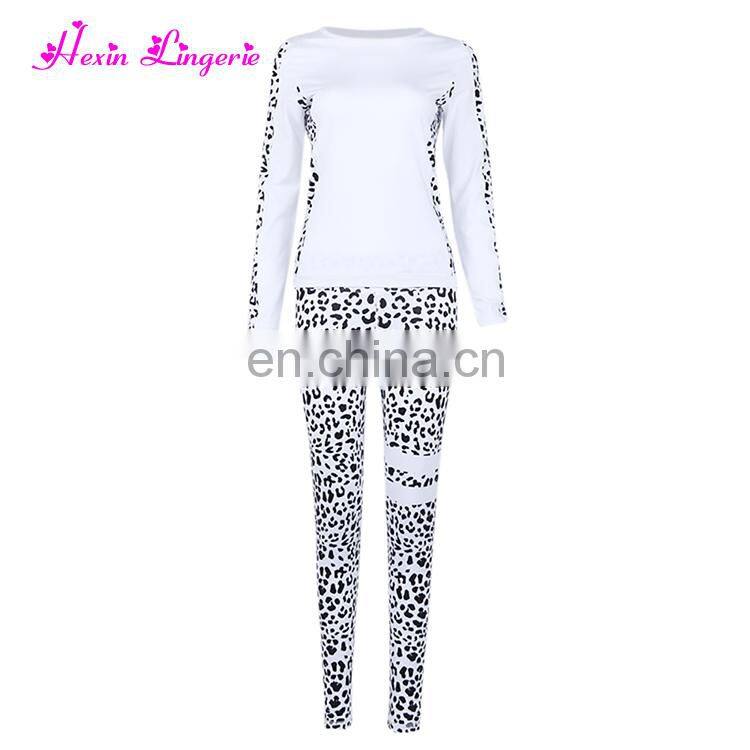 Wholesale Ladies White Leopard Digital Printed Sport Fabric Sweat Suit