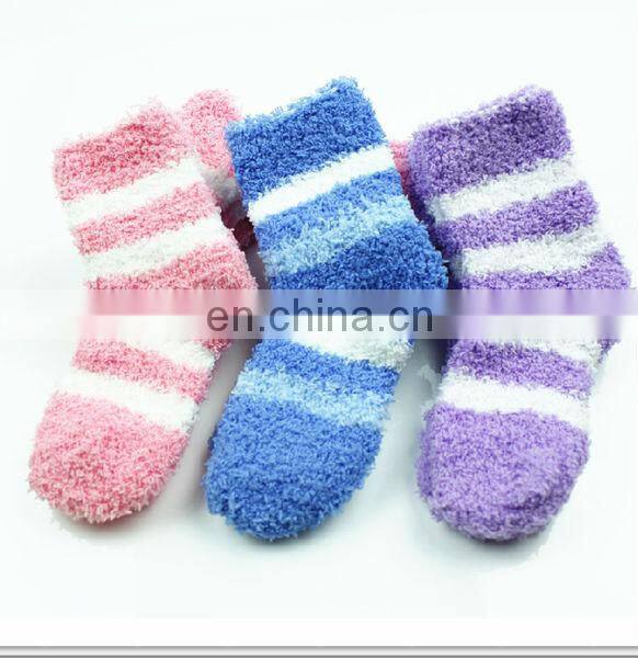 100% polyester fuzzy socks