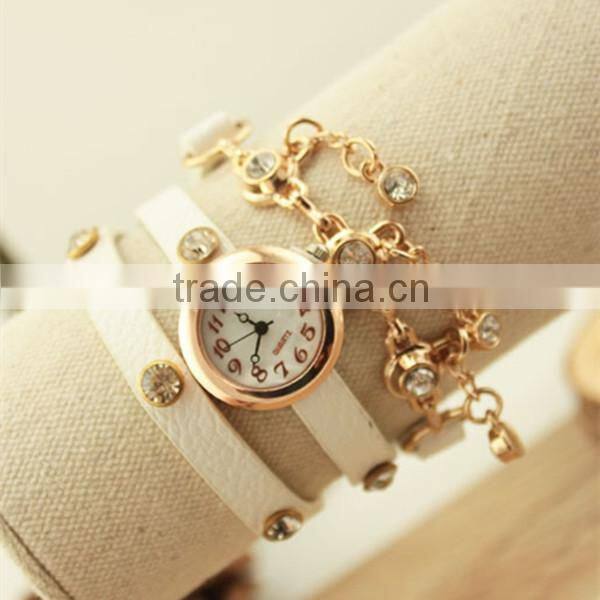 2015 Leather Strap Vintage Bracelet Lady Watch Relojes With Pendant