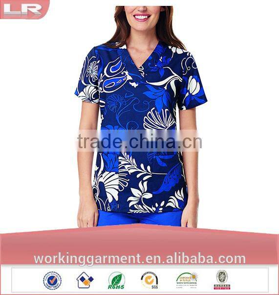 Wholesale OEM Popular New Style 100% Cotton Women's V-Neck Botanical Print Scrub Top/Hospital uniformTop