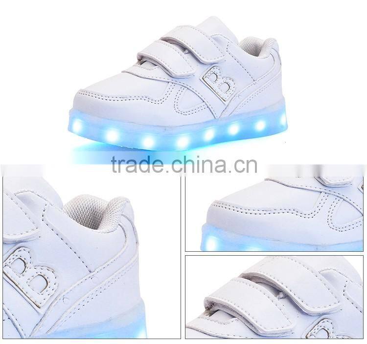 2016 The Latest Low MOQ Buckle Strap Child Shoe LED Light Up Kids Shoes