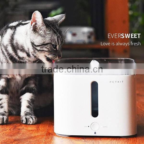 Cat supplies water dispenser with activated carbon filter