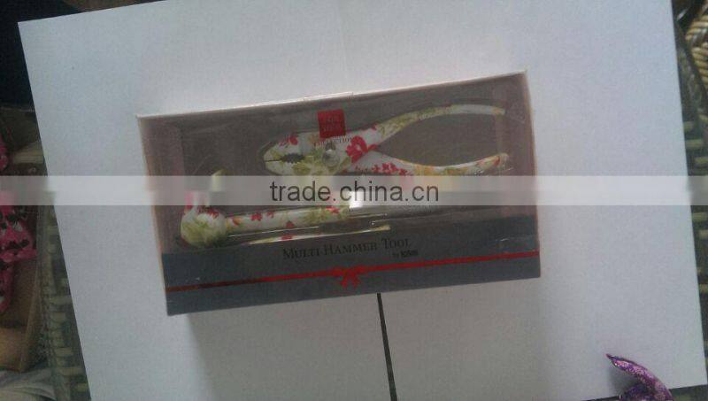 printing garden tool with wooden handle