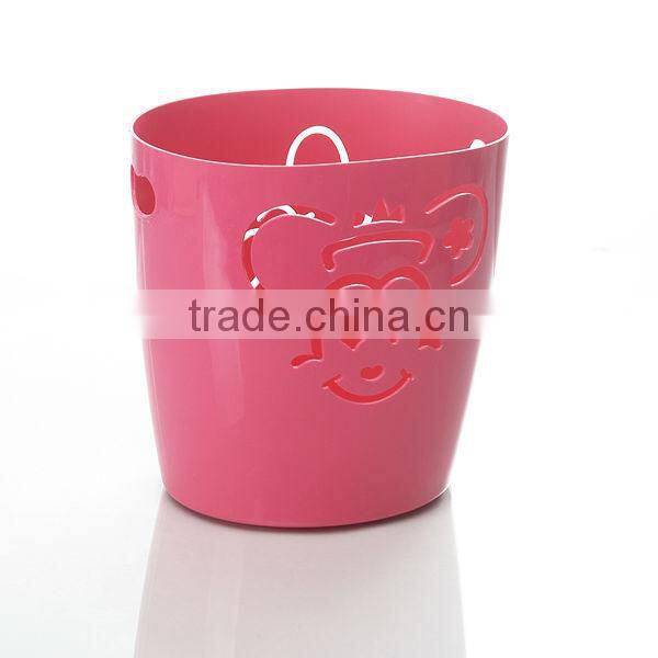 Mini Mickey desktop trash can