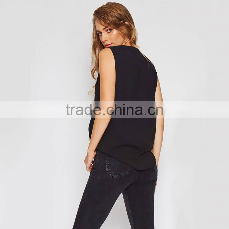 HAODUOYI Fashion Soild Black Sleeveless Women T-shirt Deep V-neck Metal Zipper Brief Casual Ladies Tops for Wholesale