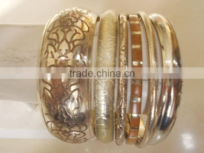 golden metal bangles