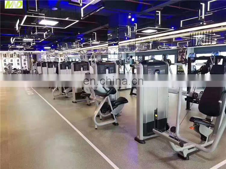 Sport Equipment Commercial Gym Fitness Equipment 70 Degree Incline Linear Bearings Smith Machine