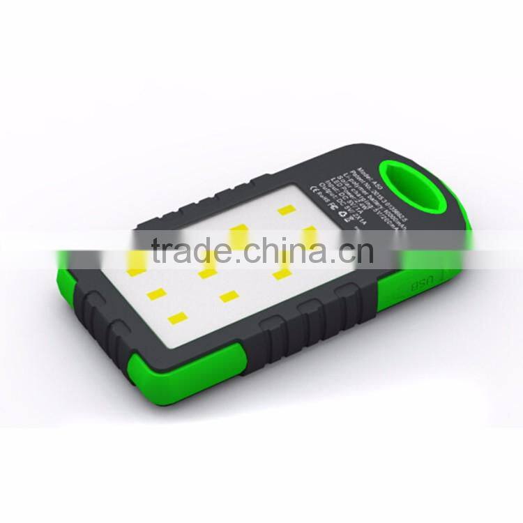 5000mah waterproof solar power bank with camping lamp