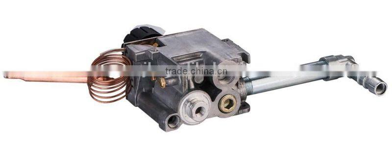 Fan heater thermostat with gas thermocouples