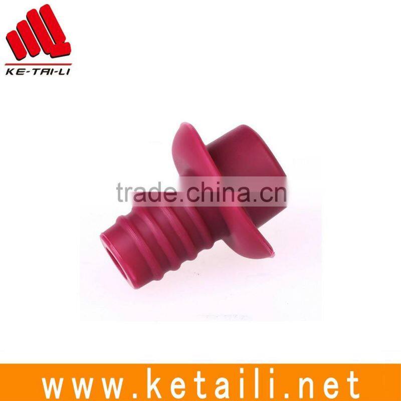2016 wholesales hot selling fashional high quality cheap christmas silicone wine bottle stopper made in China
