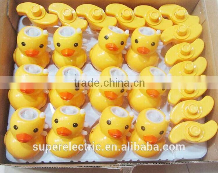 Professional design light up toys wholesale cheap kids flashing led toys