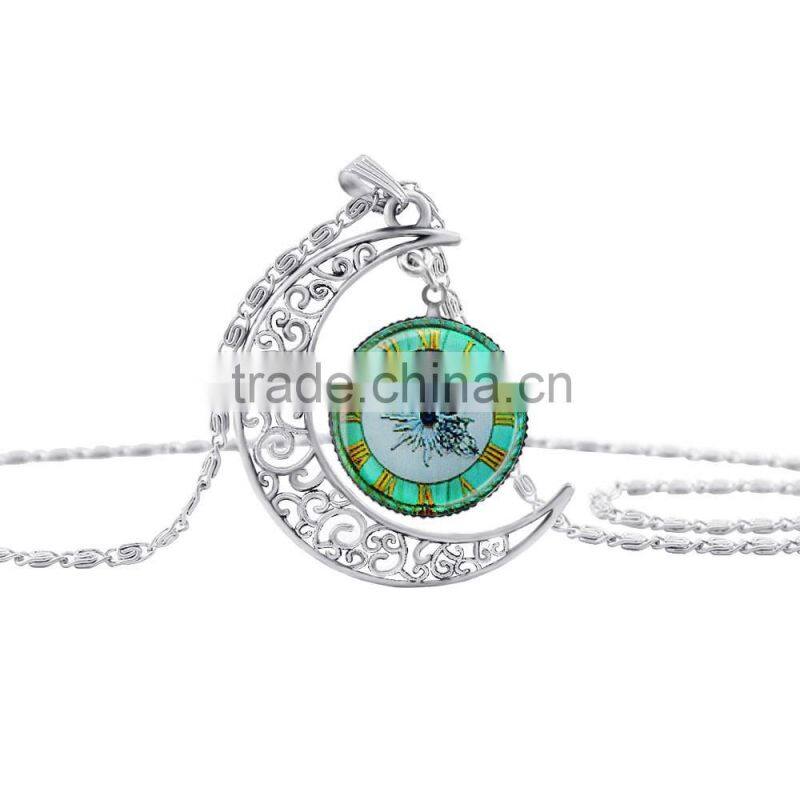 High Retro Sweater Chain Pendant Yin Yang Pattern Glass Cabochon Necklace