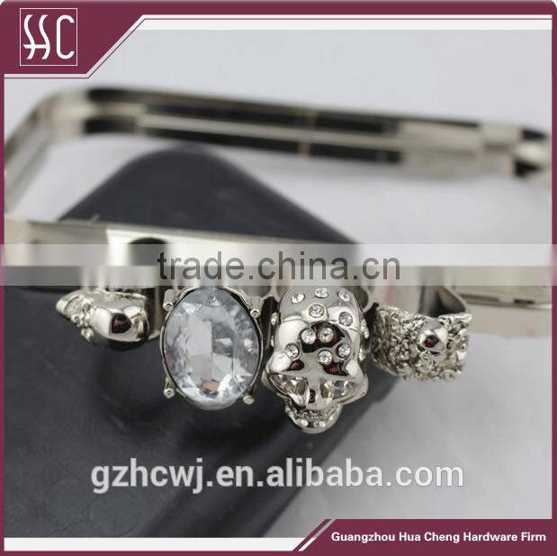 Guangzhou high quality skull purse frame & coin clutch purse frame